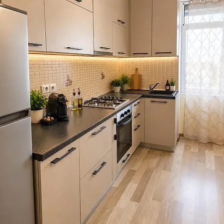 Blloku Riverside Apartment-check In 24 Daire *
